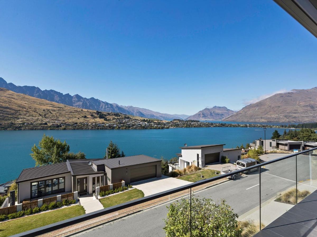 Villa St Matthews Views Cecil Distretto di Distretto di Queenstown Esterno foto