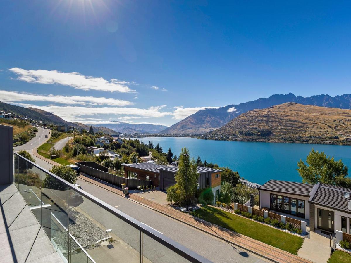 Villa St Matthews Views Cecil Distretto di Distretto di Queenstown Esterno foto