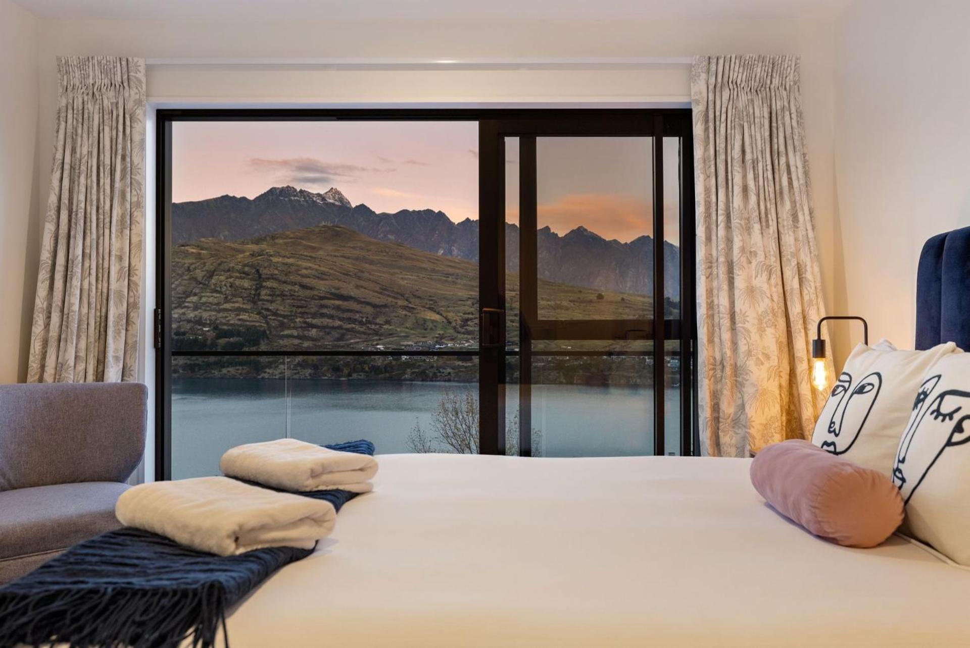 Villa St Matthews Views Cecil Distretto di Distretto di Queenstown Esterno foto