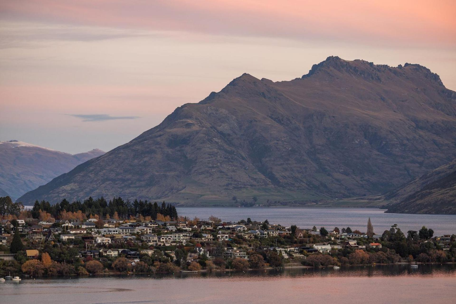 Villa St Matthews Views Cecil Distretto di Distretto di Queenstown Esterno foto